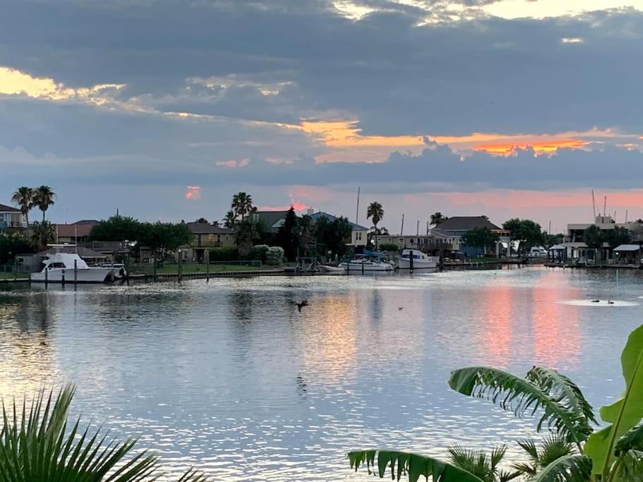 Paradise Lagoon*Bayhouse Fishing*Beach*Dogfriendly Galveston Buitenkant foto